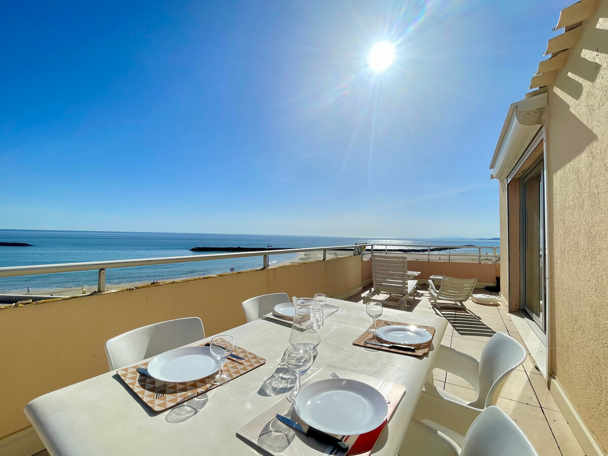 Appartement 2 pièces avec terrasse 25m² face à la plage - Photo 1