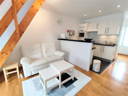 Location appartement à Perros Guirec, Bel Appartement 3* au Centre de Perros-Guirec avec WIFI, Balcon et Parking