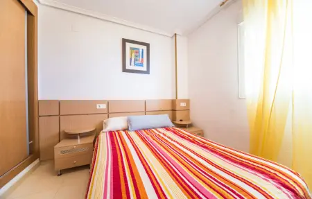 Appartement face à la plage à Oropesa del Mar, 2 chambres et piscine : photo 7