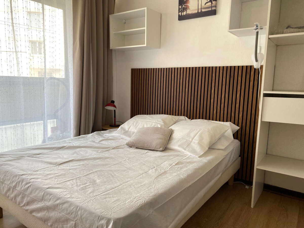 Studio climatisé avec parking et loggia à Balaruc-les-Bains - Photo 3
