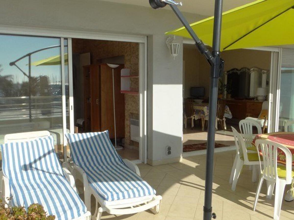Appartement 2 chambres avec terrasse vue mer à Cavalaire - Photo 2