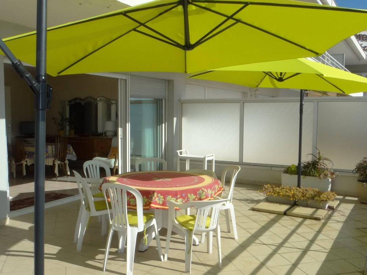 Appartement 2 chambres avec terrasse vue mer à Cavalaire - Photo 5