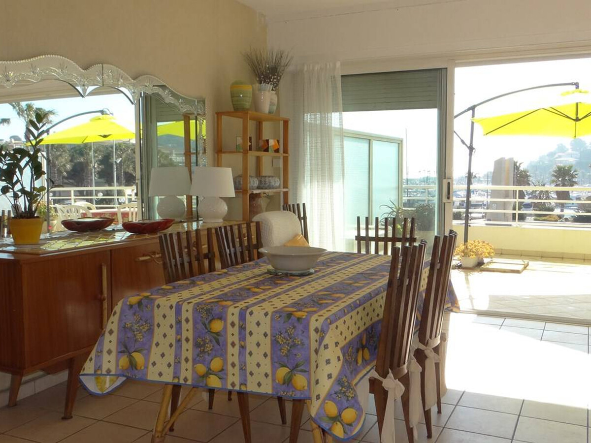 Appartement 2 chambres avec terrasse vue mer à Cavalaire - Photo 6