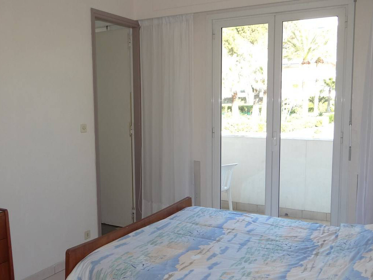 Appartement 2 chambres avec terrasse vue mer à Cavalaire - Photo 8