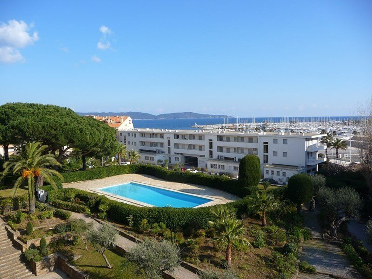 Appartement 2 chambres avec terrasse vue mer à Cavalaire - Photo 16