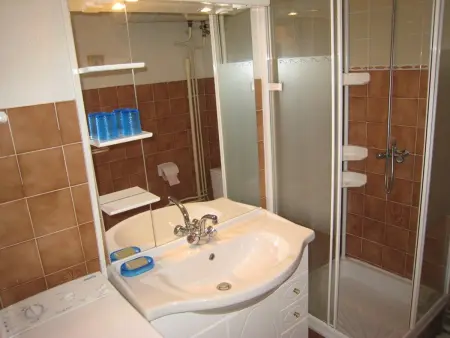 Studio 24 m² avec lits superposés et parking à Cavalaire : photo 6