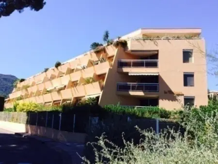 Studio 24 m² avec lits superposés et parking à Cavalaire : photo 7