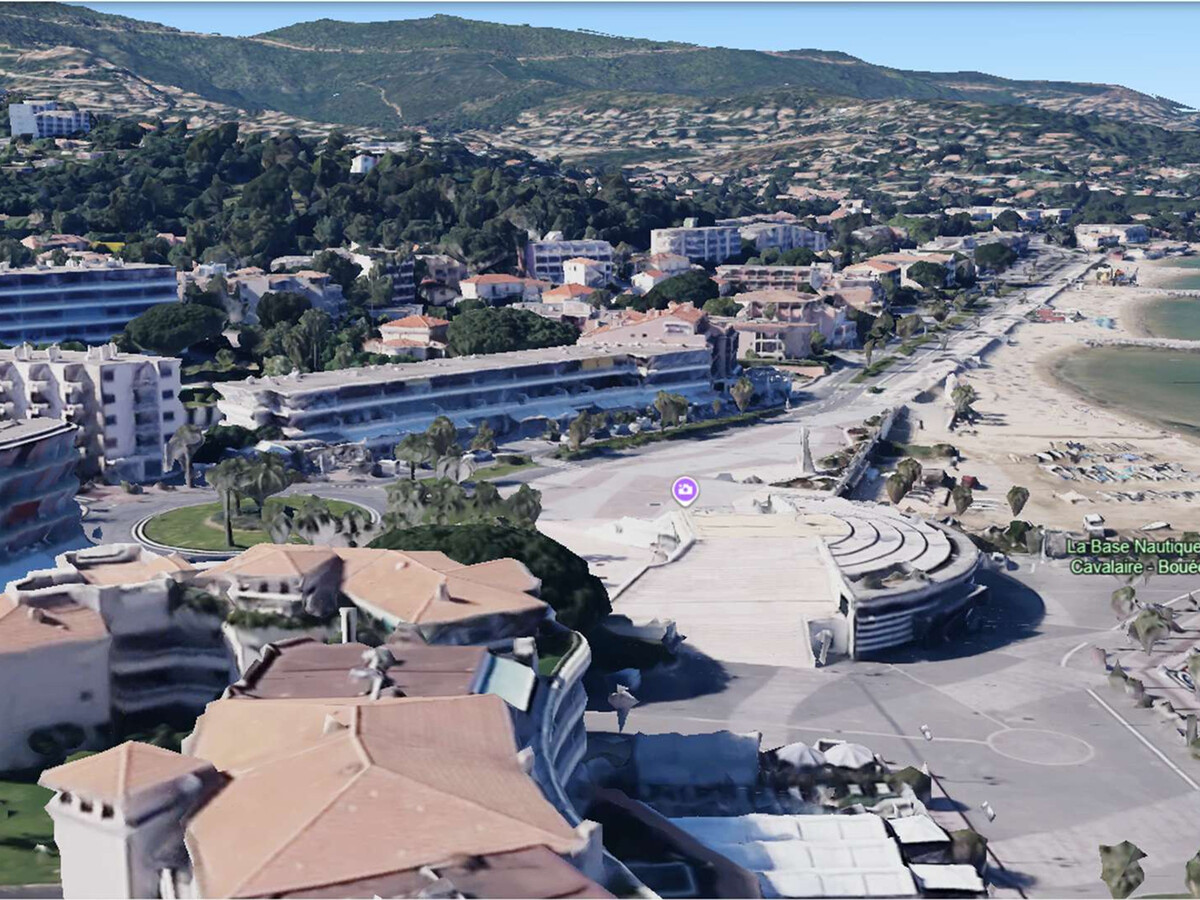 T2 cabine 40m² centre-ville Cavalaire, balcon et clim - Photo 14