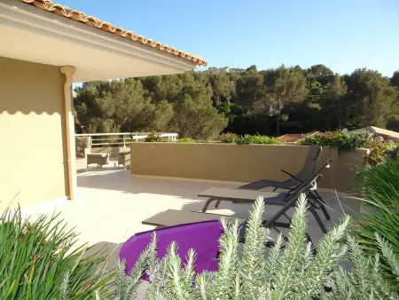 Location appartement à Cavalaire sur Mer, Superbe Penthouse T3 Climatisé avec Garage à Cavalaire-sur-Mer