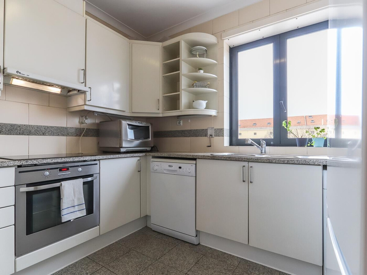 Appartement 4 personnes avec garage à Campolide, 5 min du Parque Eduardo VII - Photo 12