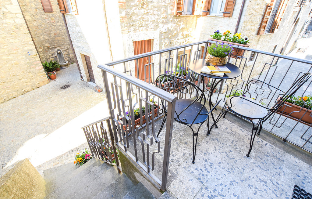 Appartement pierre et bois au cœur de Civitella del Lago - Photo 6