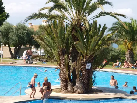 Location bungalow à Santa Pola, Bungalow lumineux 3 chambres avec WiFi à Santa Pola