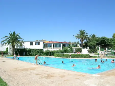 Bungalow bois 100m plage, piscine & animations : photo 8