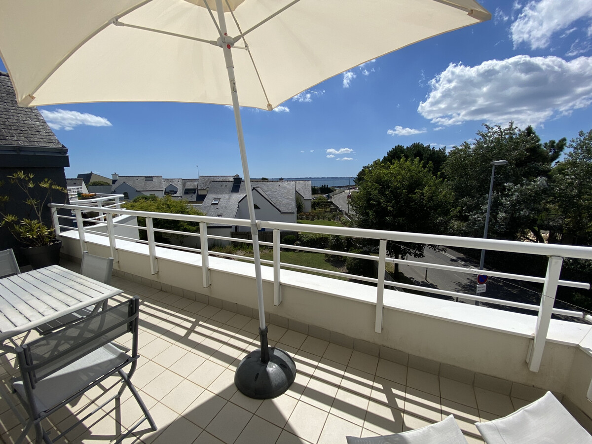 Appartement T3 dernier étage, terrasse vue mer à Larmor-Plage - Photo 7