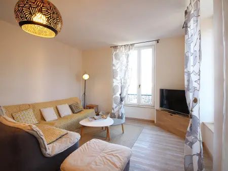 T3 63m² centre La Bourboule, 2 balcons, parking : photo 2