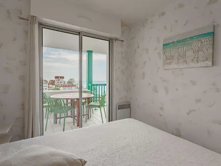 Appartement moderne vue baie à Ciboure, piscine : photo 8