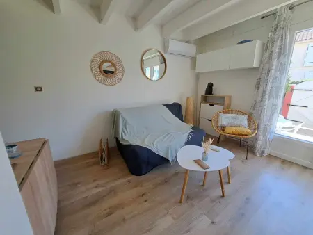 Charmante maison 2 pièces cabine 6 personnes, proche mer et étang, terrasse avec BBQ : photo 5