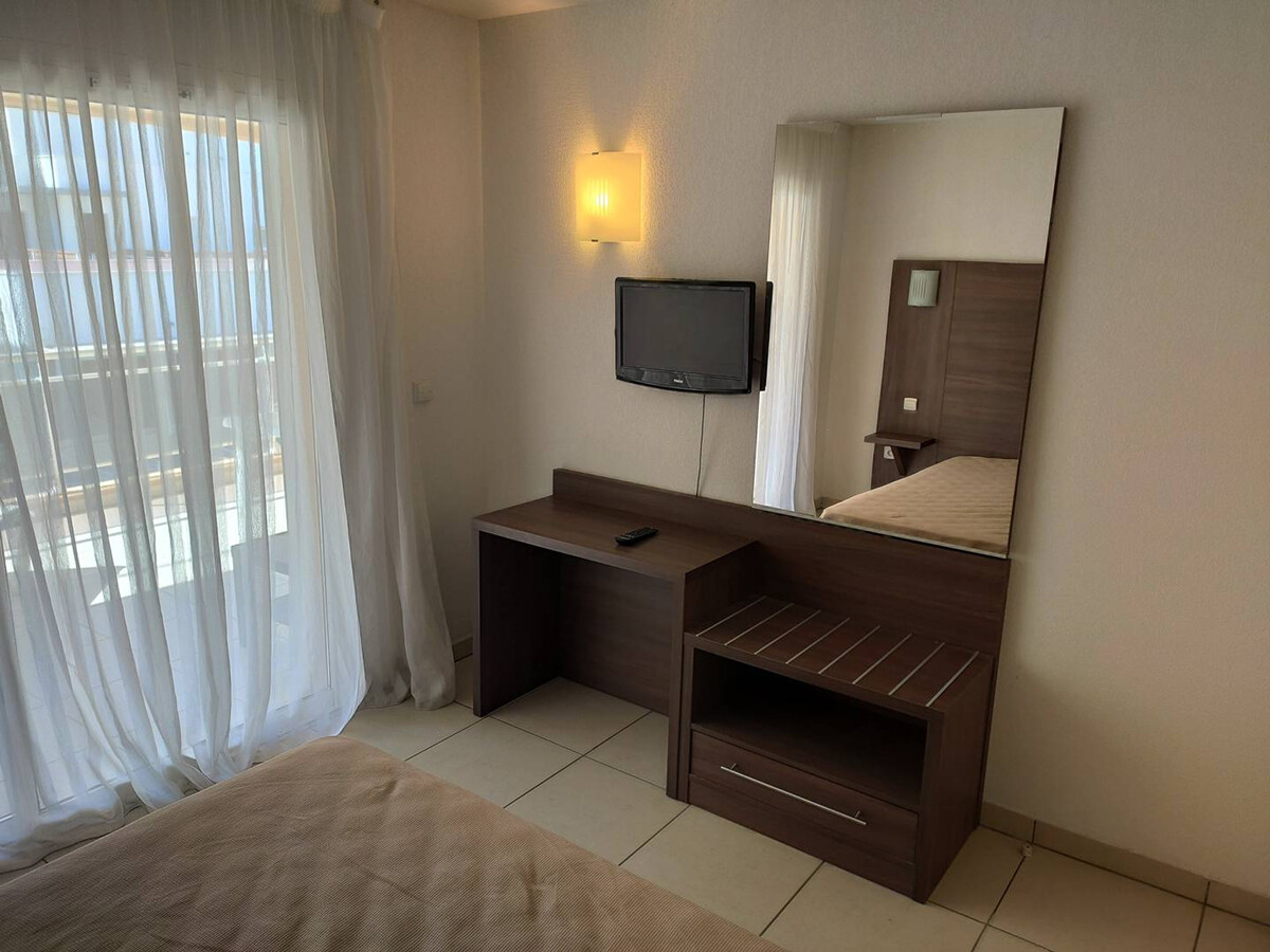 T2 climatisé terrasse 23m², piscine, parking à Argelès - Photo 6