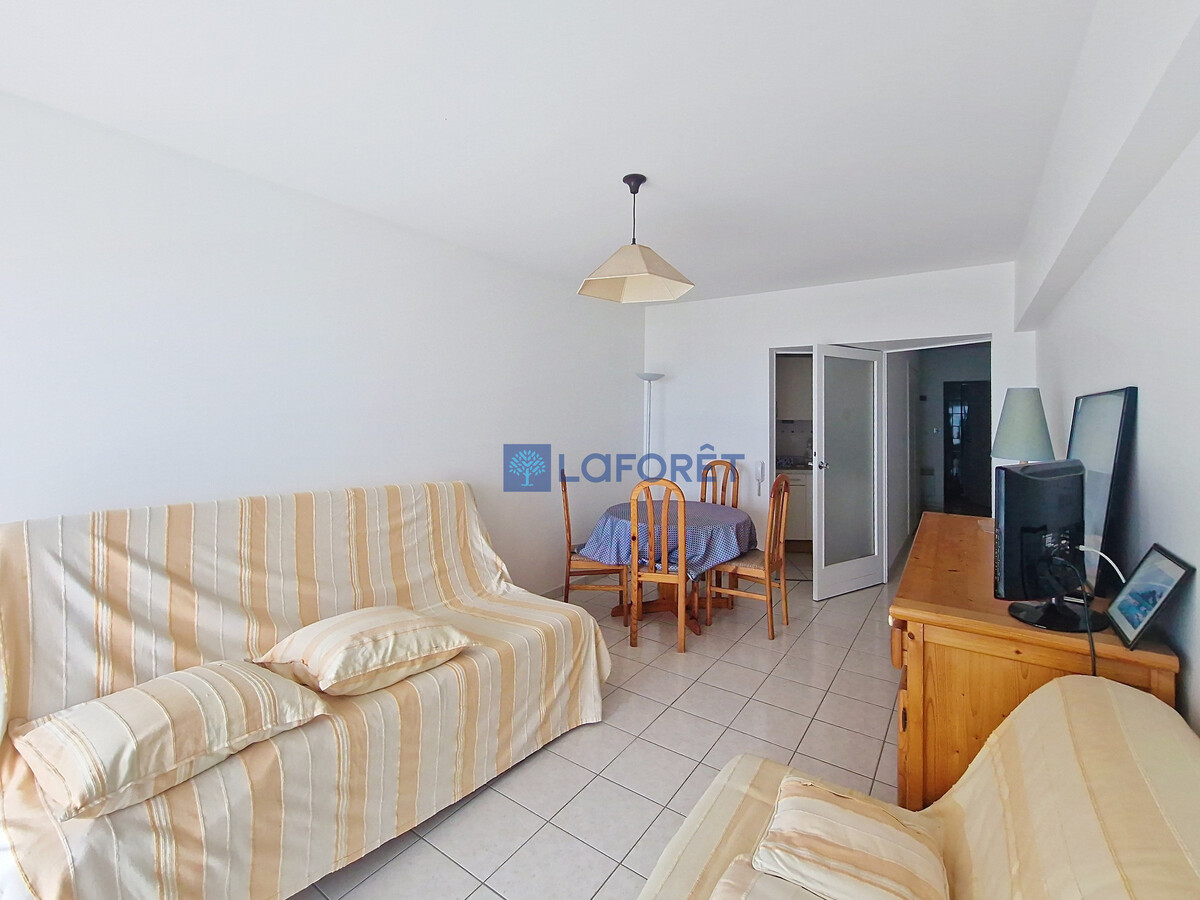 Studio face mer 1er étage avec balcon aux Sables-d'Olonne - Photo 4
