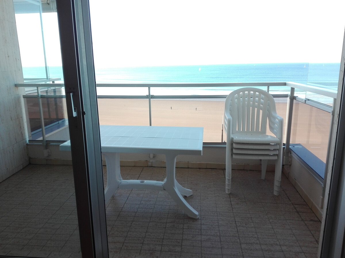 Studio face mer 6e étage, balcon, Les Sables-d'Olonne - Photo 6