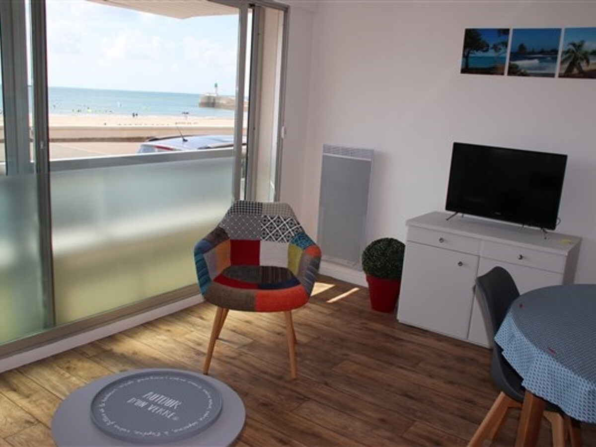 Appartement 2 pièces rénové face mer aux Sables-d'Olonne - Photo 4