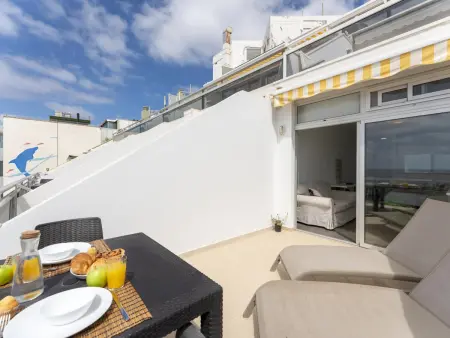 Loft moderne à Las Canteras avec terrasse, cuisine équipée et wifi gratuit : photo 4