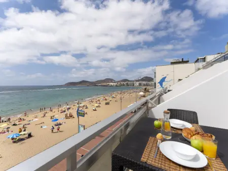 Loft moderne à Las Canteras avec terrasse, cuisine équipée et wifi gratuit : photo 7