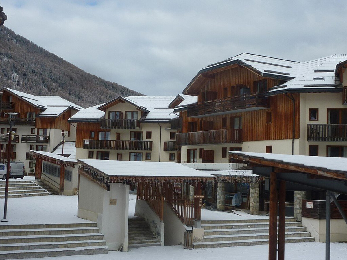 T2 ski-in/out avec piscine chauffée aux Orres - Photo 9