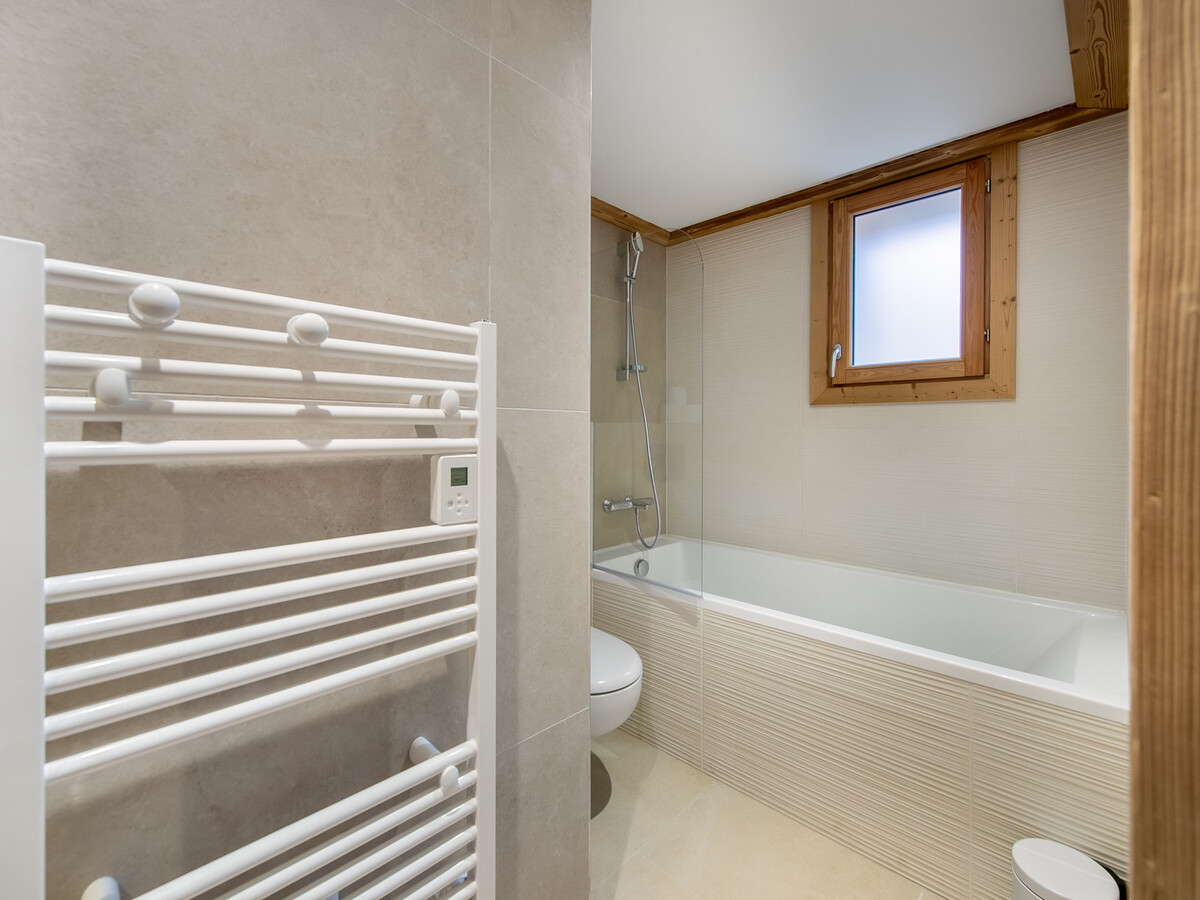 Appartement 8 pers. neuf, 300m des pistes, garage inclus - Photo 11