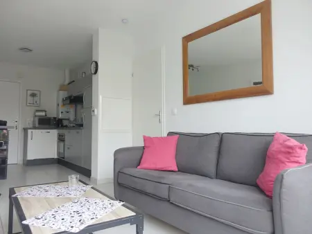 Location appartement à Sarzeau, Appartement moderne 2 pièces avec balcon et WIFI, proche centre Sarzeau et plages