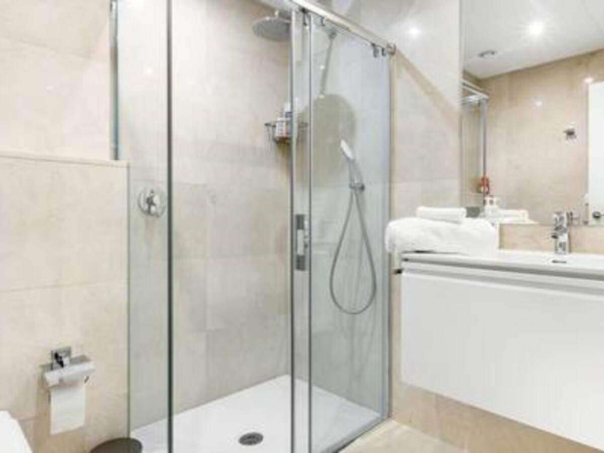 Appartement scandinave 2ch avec balcon, centre Marbella - Photo 22