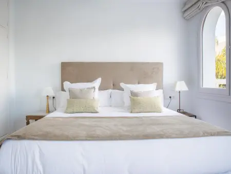 Appartement Rénové avec Balcon, Parking et Wi-Fi Gratuit à Marbella - Photo 9