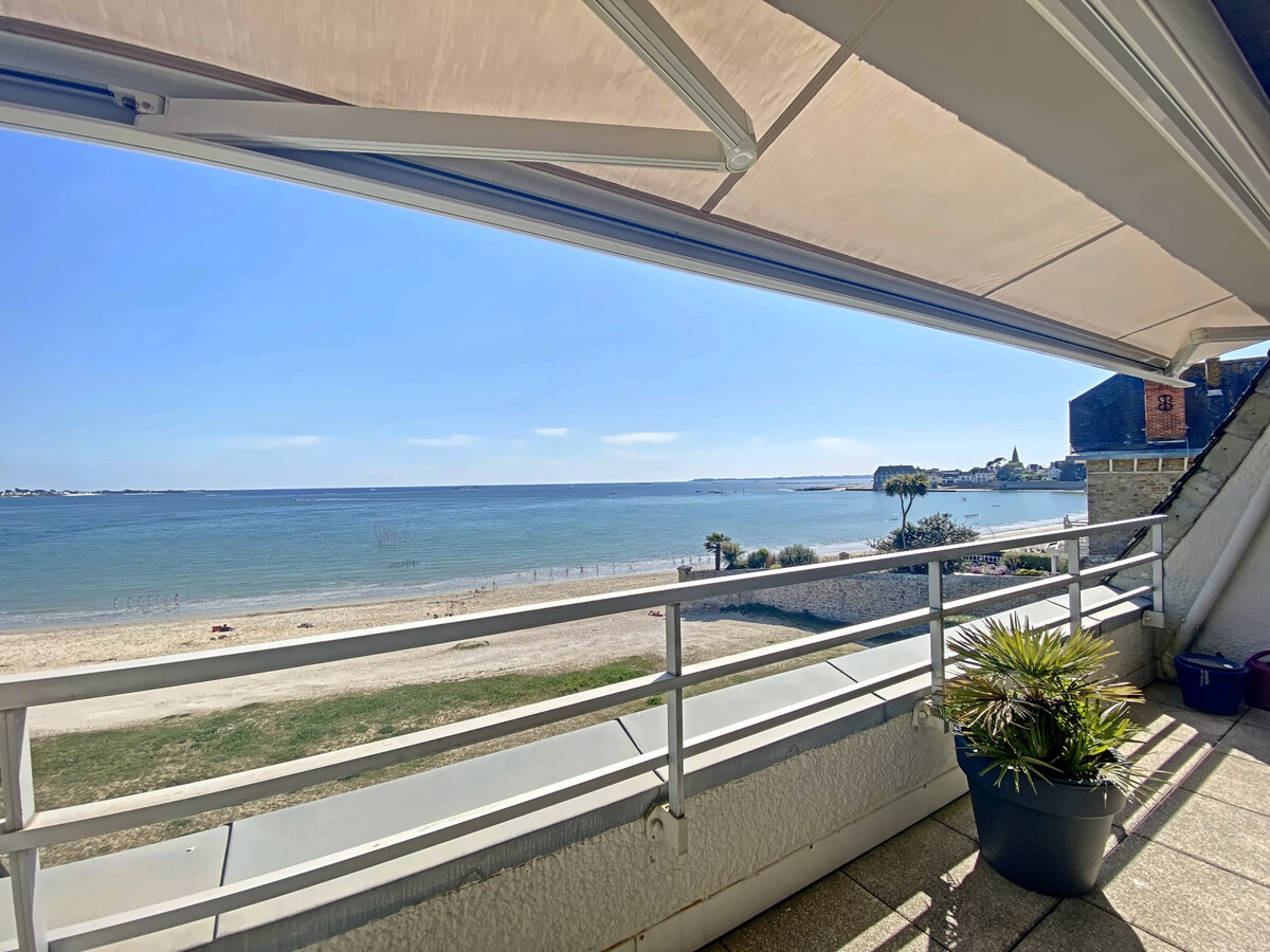 T1 bis pleine vue mer avec terrasse à Larmor-Plage - Photo 5
