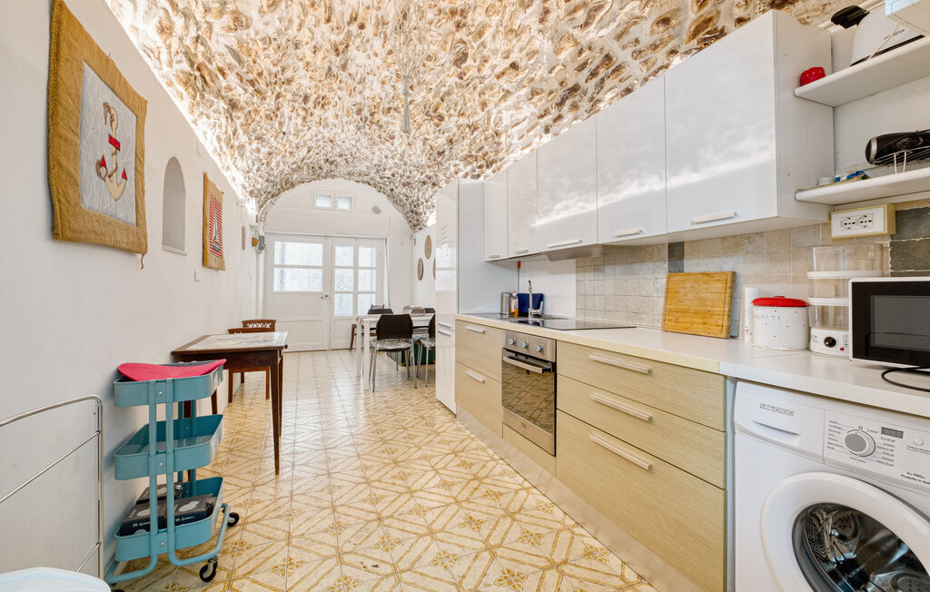 Appartement pierres apparentes à Sanremo, 100 m du centre - Photo 6