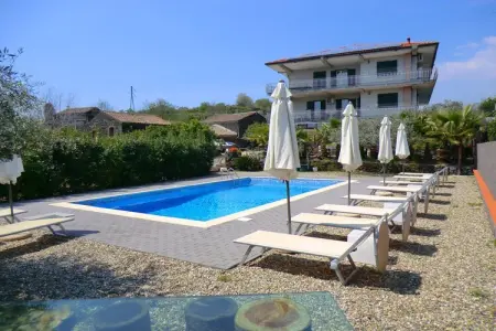 Suite vista Etna, Retraite sicilienne : piscine et jardin - Photo 1