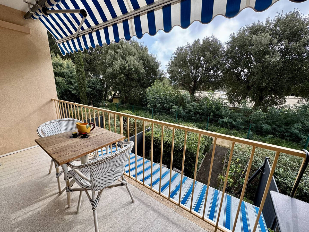 T2 climatisé avec balcon et parking à Cavalaire - Photo 3
