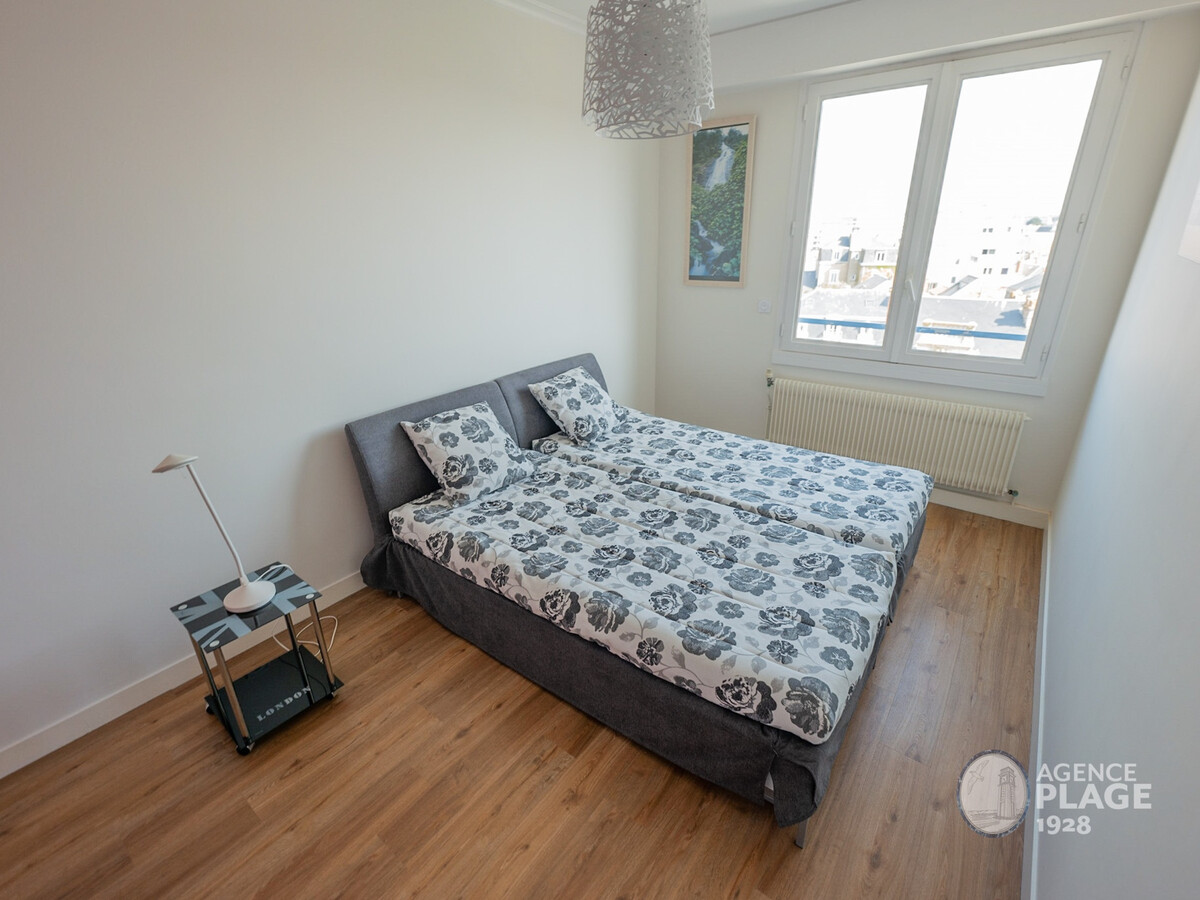 Appartement 80m² vue mer face à la plage aux Sables - Photo 4