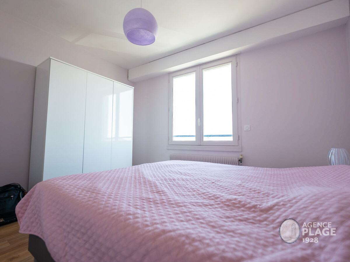 Appartement 80m² vue mer face à la plage aux Sables - Photo 6