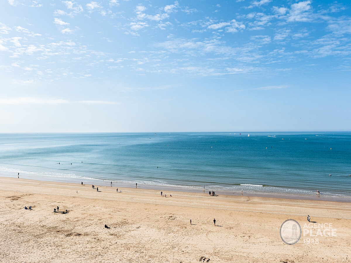 Appartement 80m² vue mer face à la plage aux Sables - Photo 26