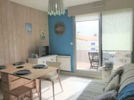 Location appartement à Saint Gilles Croix de Vie, Appartement avec balcon, accès direct à la plage, garage privatif