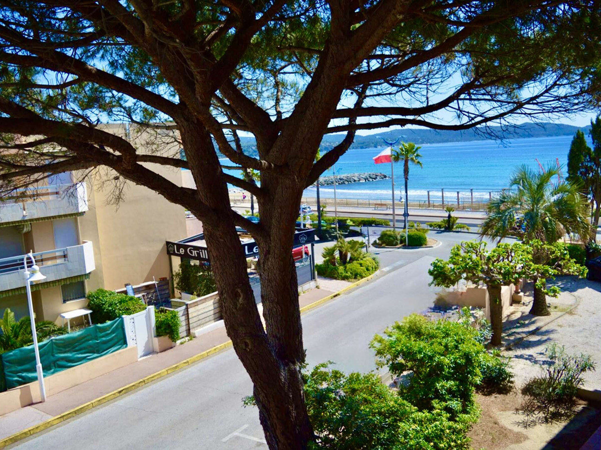 Studio 50m de la plage, parking privé à Cavalaire - Photo 5