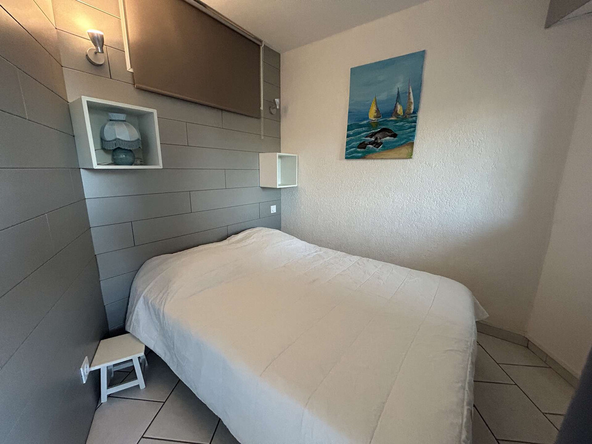 Appartement 2 chambres piscine et parking à Port Camargue - Photo 9