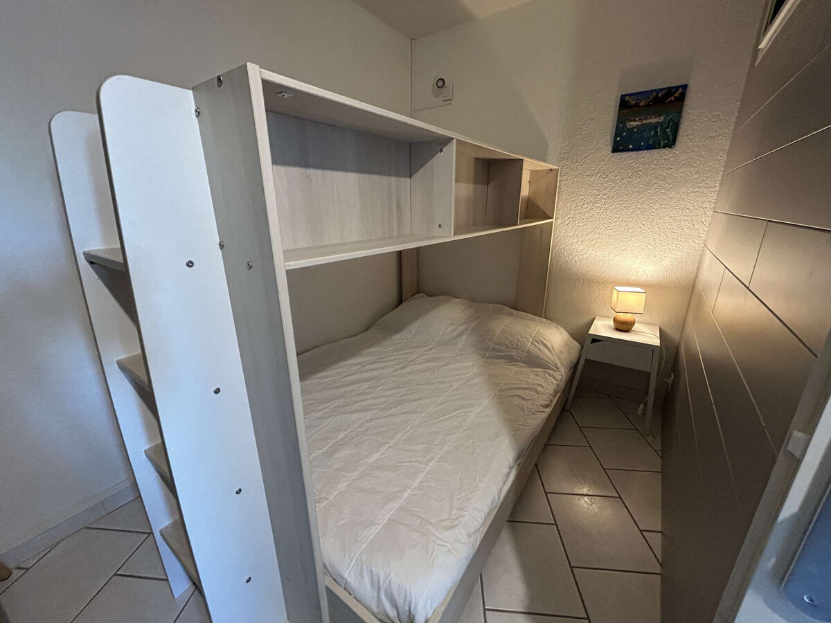 Appartement 2 chambres piscine et parking à Port Camargue - Photo 12