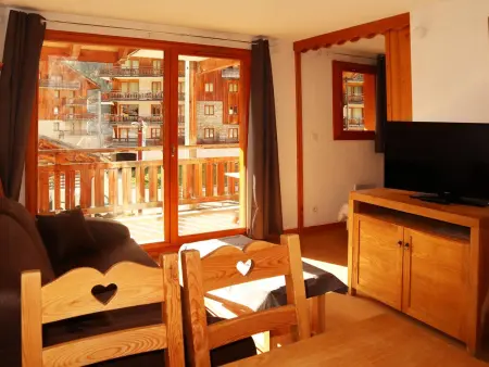 Appartement 6 pers. skis aux pieds avec piscine intérieure : photo 2