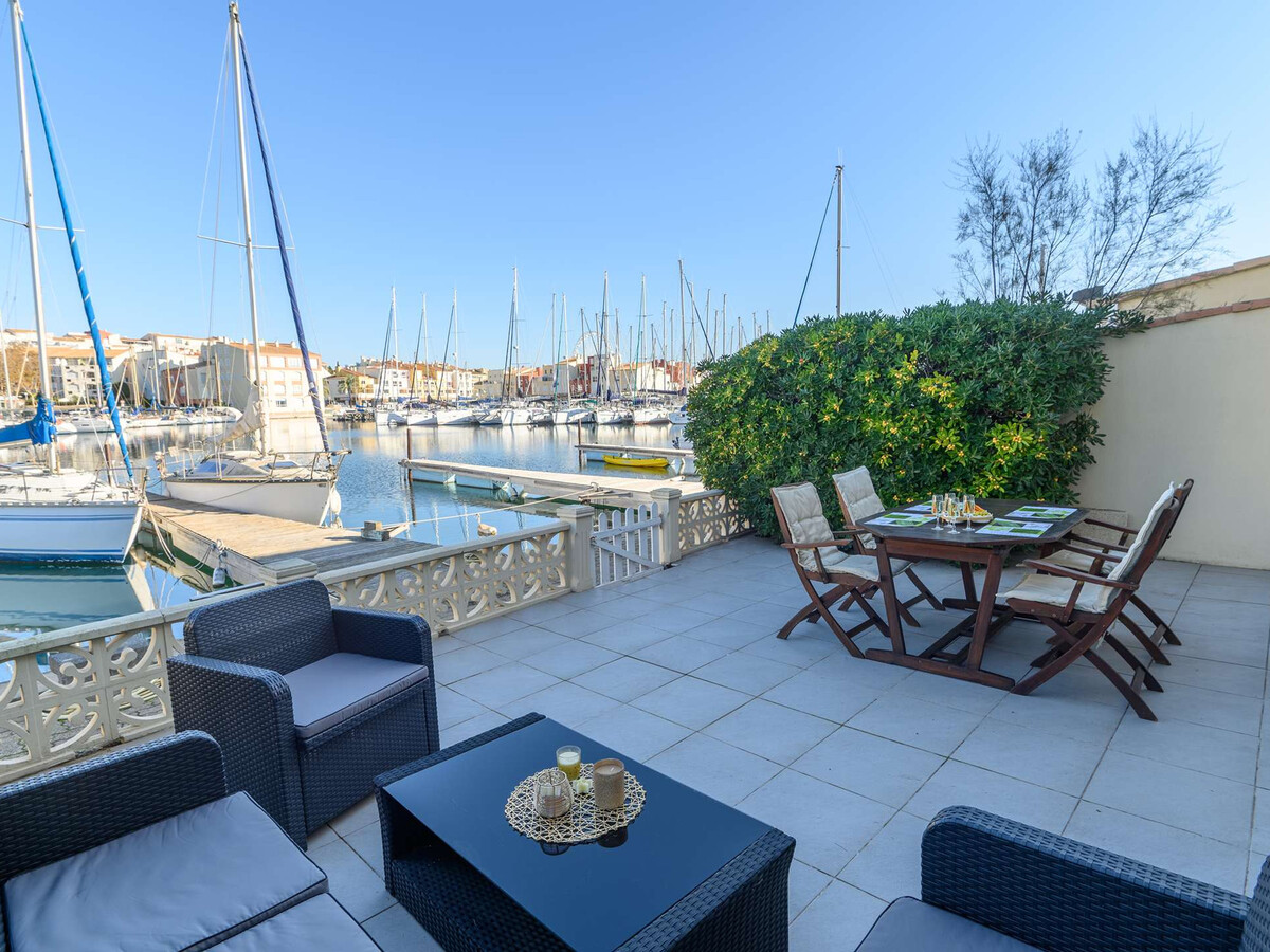 Appartement marina 2 chambres, terrasses et plage privée - Photo 1