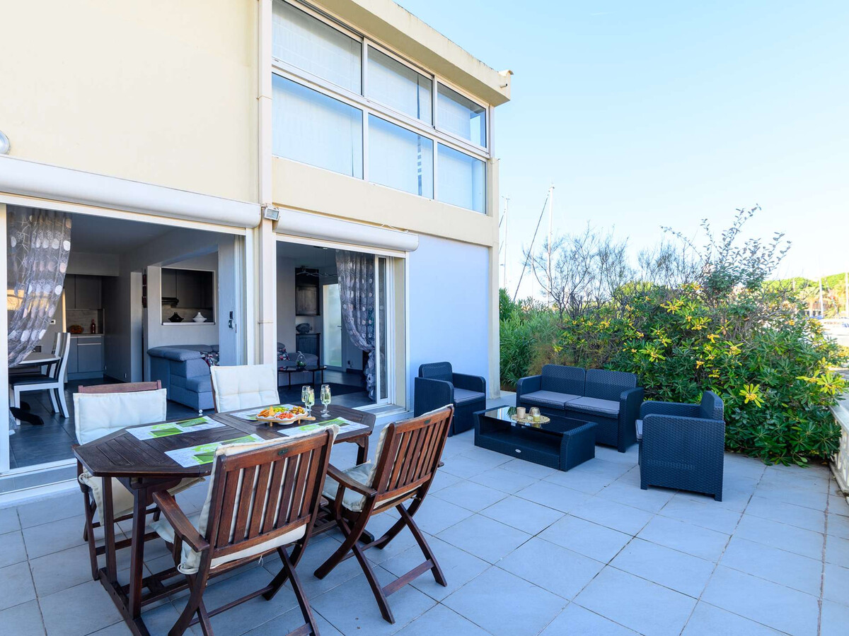 Appartement marina 2 chambres, terrasses et plage privée - Photo 2