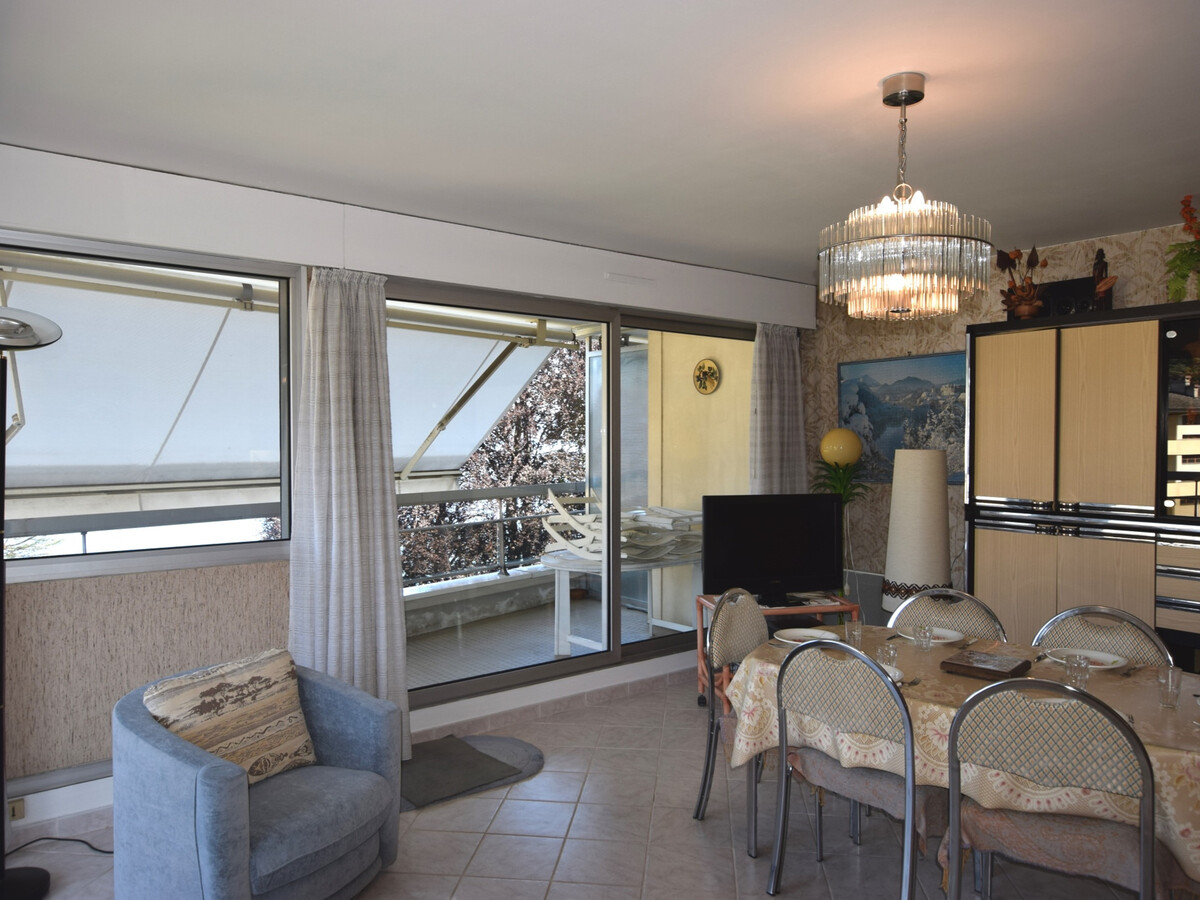 Appartement 57 m² face piscine, balcon lac à Évian - Photo 1