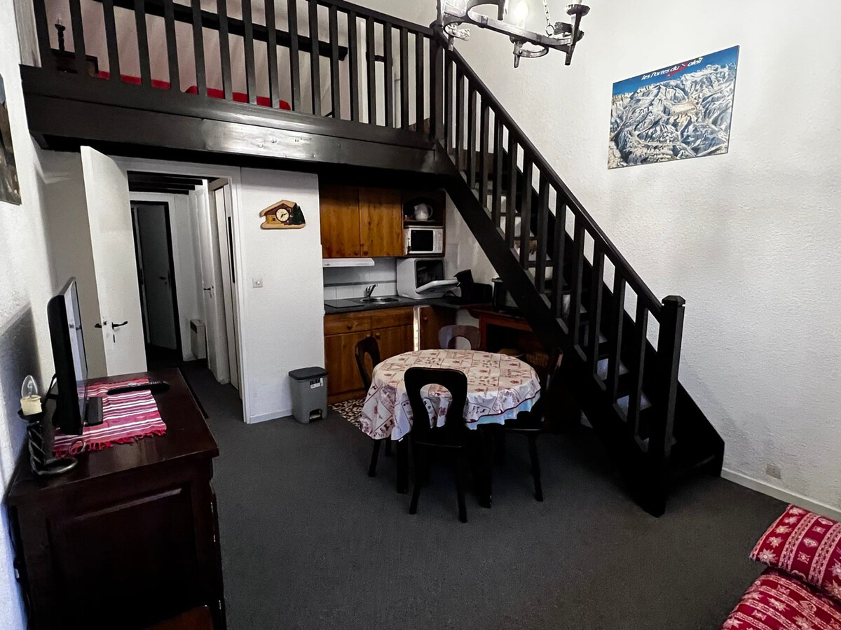 Studio mezzanine 34 m² à Morzine, animaux admis - Photo 1