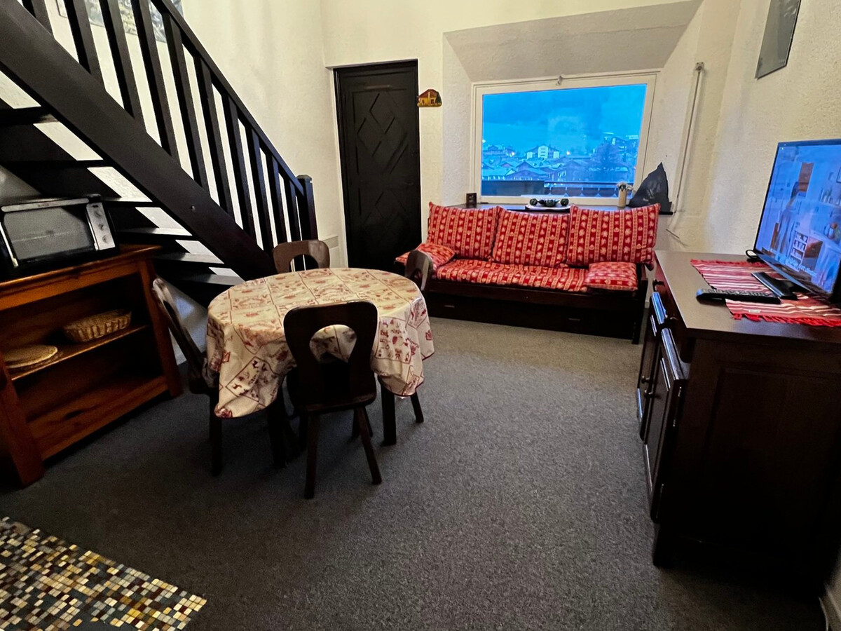 Studio mezzanine 34 m² à Morzine, animaux admis - Photo 2