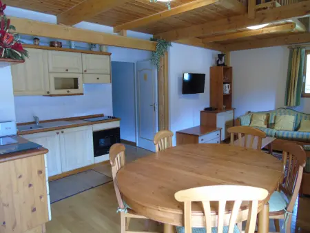 Appartement spacieux 4 pièces avec mezzanine, 200m des remontées mécaniques, WIFI inclus - Photo 2